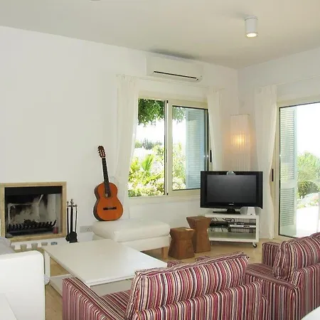“villa With Fantastic Sea And Mountain Views” Polis 97 Neo Chorio